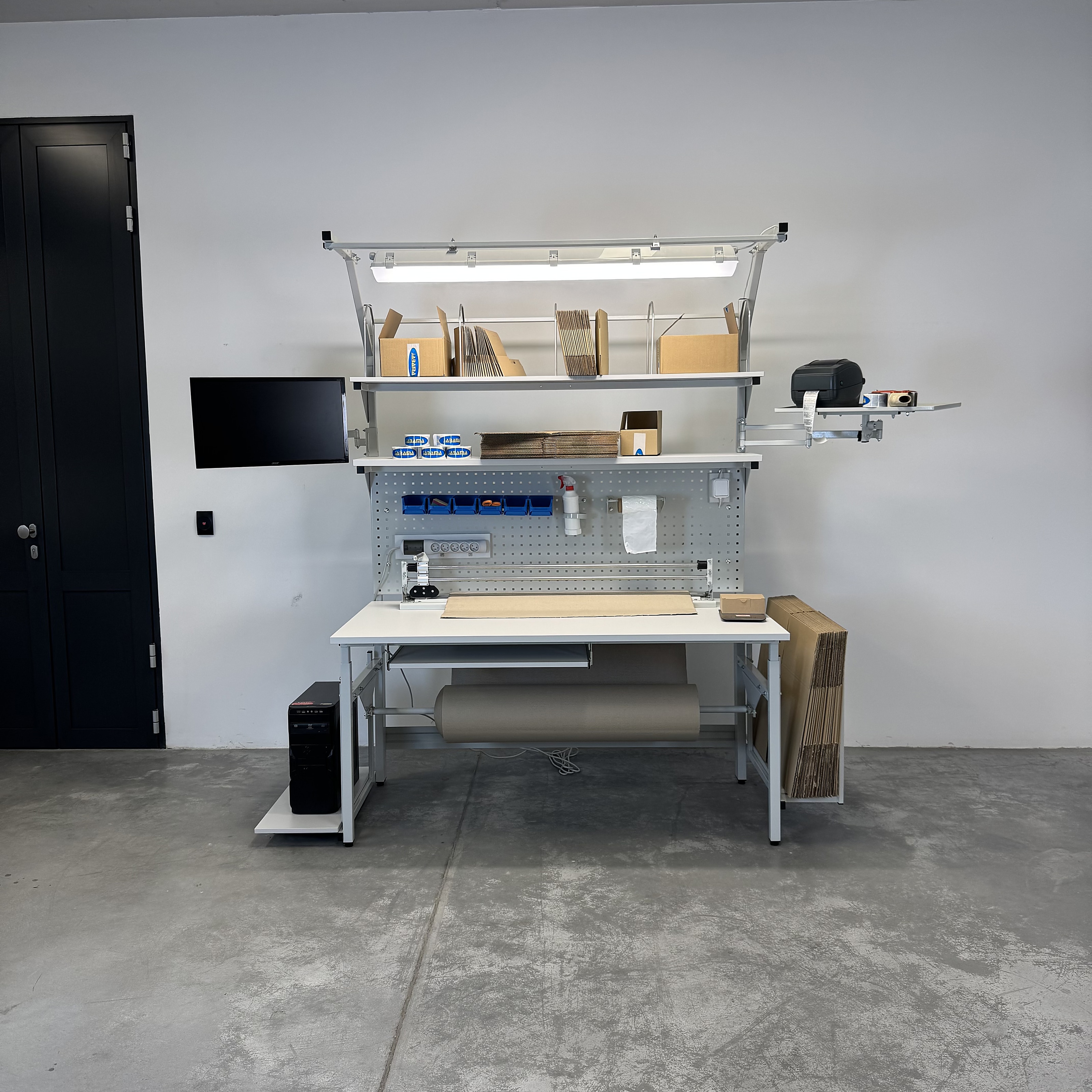 Stație de packing SMR Jabama complet echipată — studio